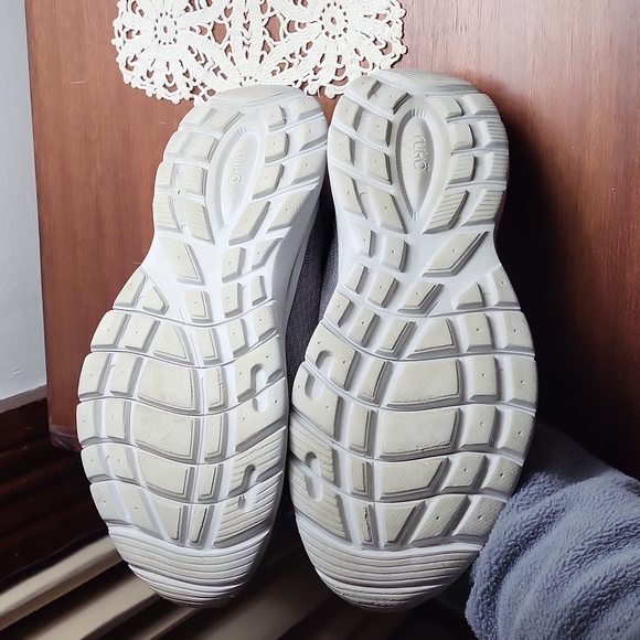 Ryka Whim - Picture 10 of 12